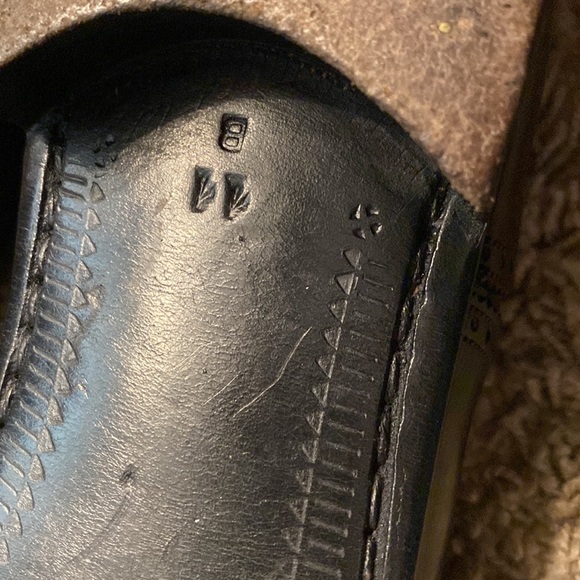 Ferragamo Black Leather Men’s Cap toe Oxfords - Picture 9 of 9